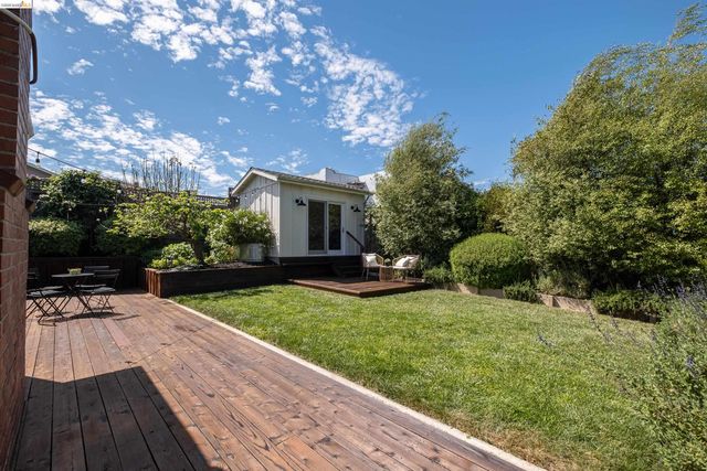 5625 Sacramento Ave, Richmond, CA 94804