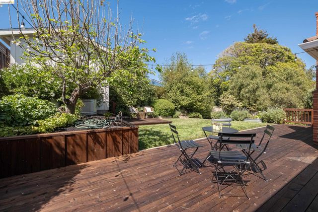 5625 Sacramento Ave, Richmond, CA 94804