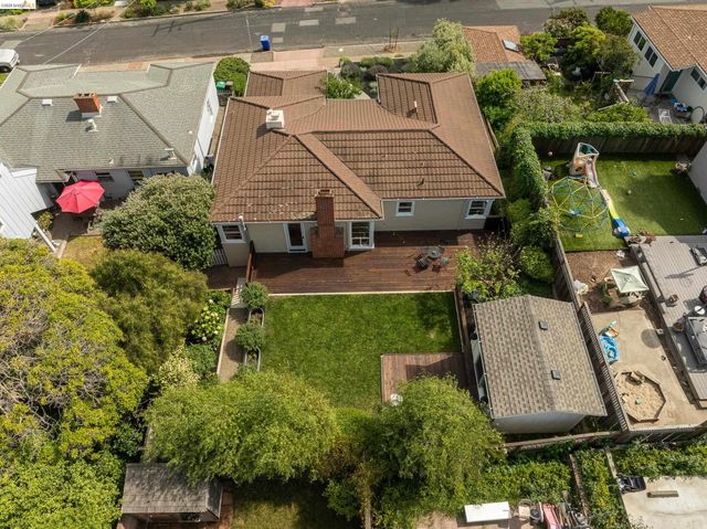 5625 Sacramento Ave, Richmond, CA 94804