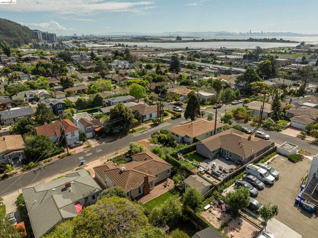 5625 Sacramento Ave, Richmond, CA 94804