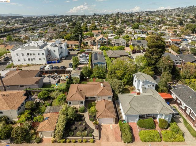 5625 Sacramento Ave, Richmond, CA 94804