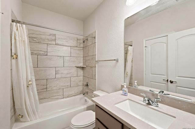 2602 BANDITOS RDG, San Antonio, TX 78245