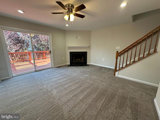 13112 QUAIL CREEK LN, Fairfax, VA 22033