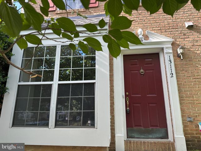 13112 QUAIL CREEK LN, Fairfax, VA 22033
