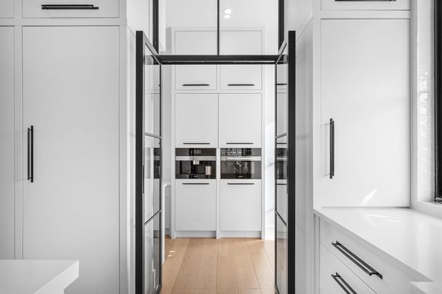 10 Harbour Drive S, Ocean Ridge, FL 33435