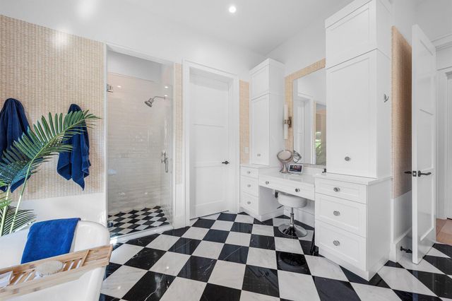 10 Harbour Drive S, Ocean Ridge, FL 33435