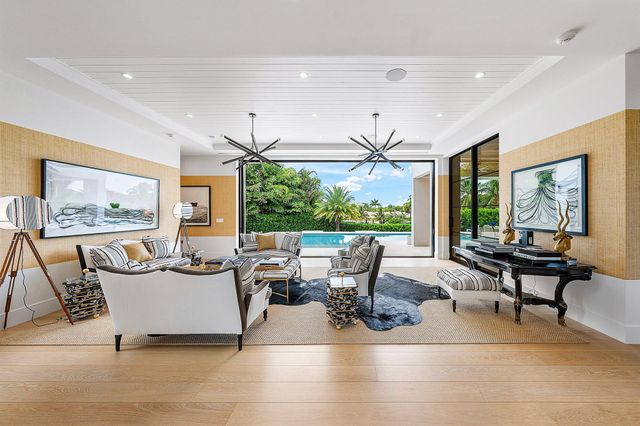 10 Harbour Drive S, Ocean Ridge, FL 33435