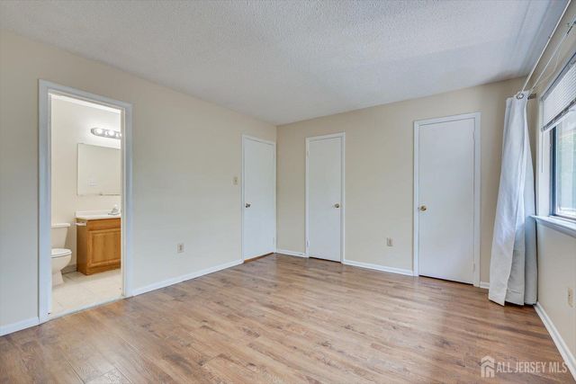 160 Hampshire Drive, Plainsboro, NJ 08536