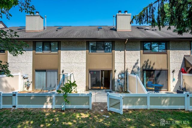 160 Hampshire Drive, Plainsboro, NJ 08536