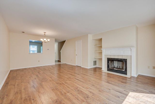 160 Hampshire Drive, Plainsboro, NJ 08536