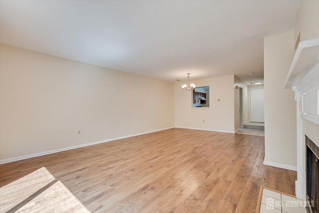 160 Hampshire Drive, Plainsboro, NJ 08536