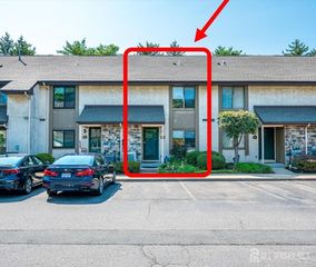 160 Hampshire Drive, Plainsboro, NJ 08536