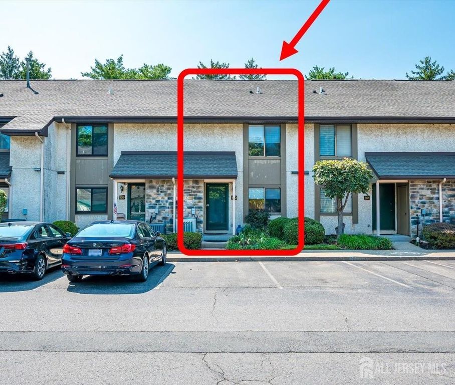 160 Hampshire Drive, Plainsboro, NJ 08536