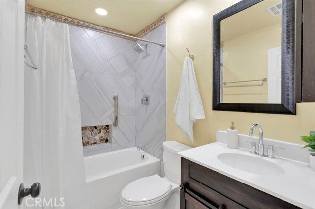 19140 Lenca Road, Apple Valley, CA 92307