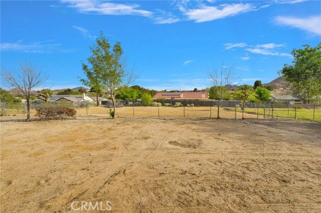 19140 Lenca Road, Apple Valley, CA 92307