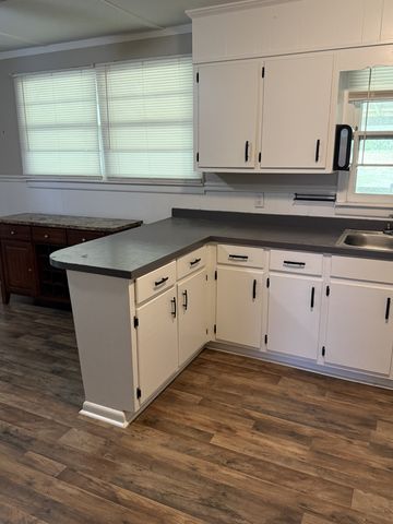 954 Short Mountain Rd, Mcminnville, TN 37110