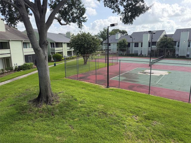 14777 Wunderlich Drive 2104, Houston, TX 77069