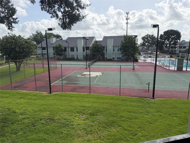 14777 Wunderlich Drive 2104, Houston, TX 77069