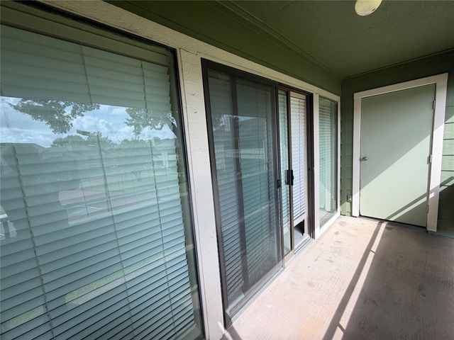 14777 Wunderlich Drive 2104, Houston, TX 77069