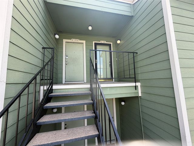 14777 Wunderlich Drive 2104, Houston, TX 77069
