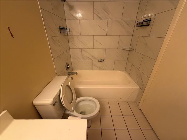 14777 Wunderlich Drive 2104, Houston, TX 77069