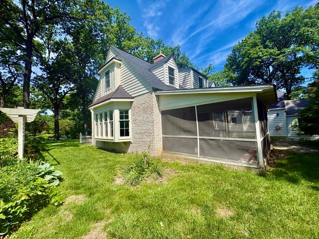12115 S SPRING Drive, Palos Park, IL 60464