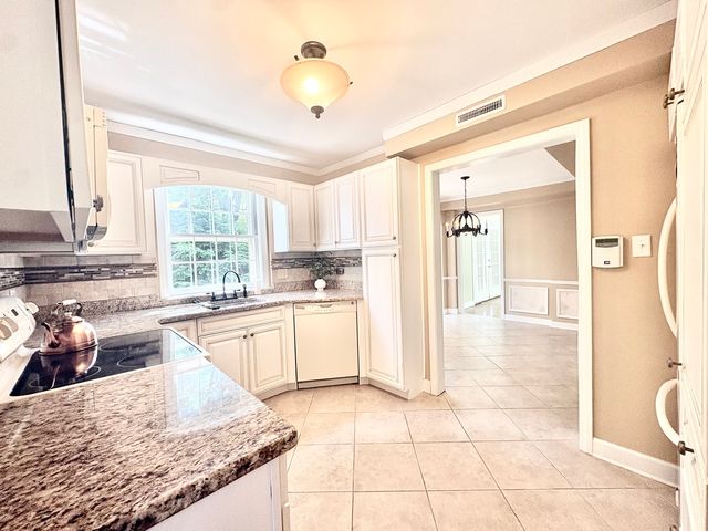 12115 S SPRING Drive, Palos Park, IL 60464