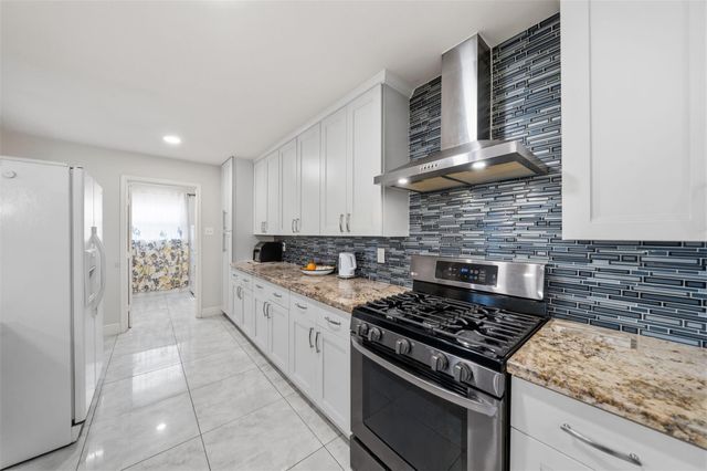 11003 Indian Trails Drive, Tomball, TX 77375