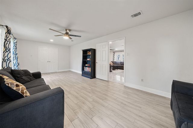 11003 Indian Trails Drive, Tomball, TX 77375