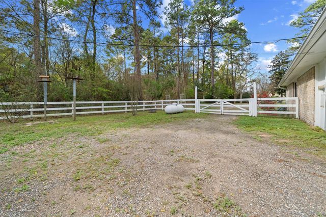 11003 Indian Trails Drive, Tomball, TX 77375