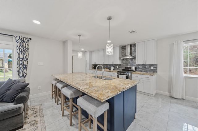 11003 Indian Trails Drive, Tomball, TX 77375