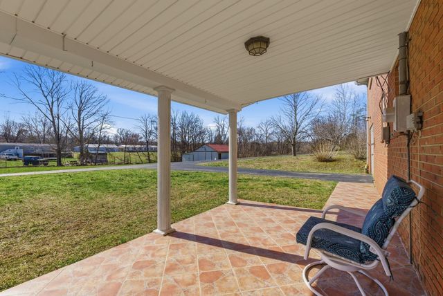 181 Powell Road, Clay City, KY 40312