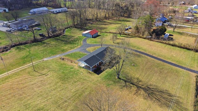 181 Powell Road, Clay City, KY 40312