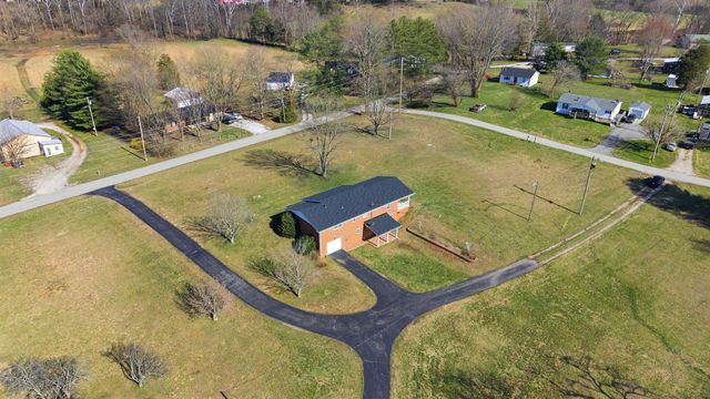 181 Powell Road, Clay City, KY 40312