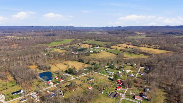 181 Powell Road, Clay City, KY 40312