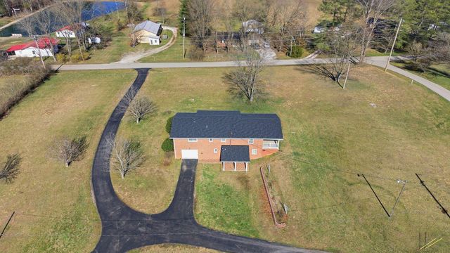 181 Powell Road, Clay City, KY 40312