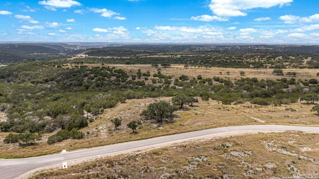 000 Murray Ridge, Kerrville, TX 78028