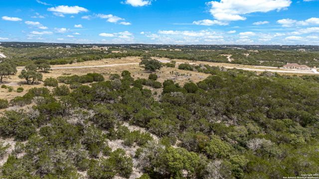 000 Murray Ridge, Kerrville, TX 78028