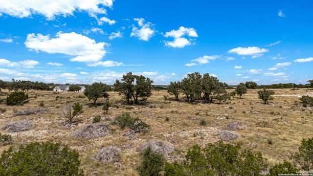 000 Murray Ridge, Kerrville, TX 78028