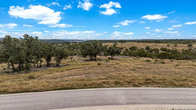 000 Murray Ridge, Kerrville, TX 78028