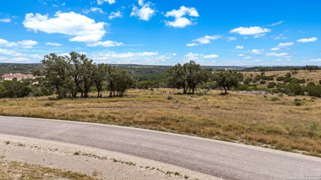 000 Murray Ridge, Kerrville, TX 78028
