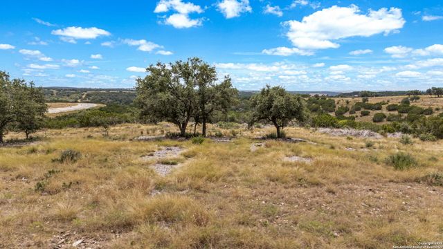 000 Murray Ridge, Kerrville, TX 78028