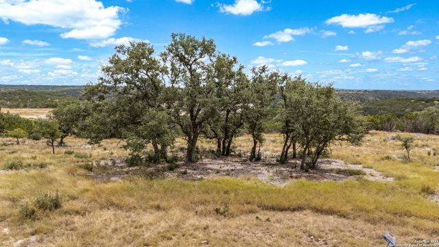 000 Murray Ridge, Kerrville, TX 78028
