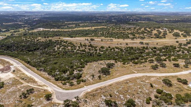 000 Murray Ridge, Kerrville, TX 78028