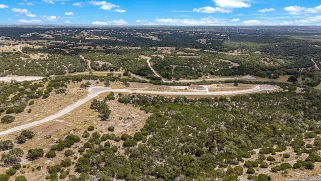 000 Murray Ridge, Kerrville, TX 78028