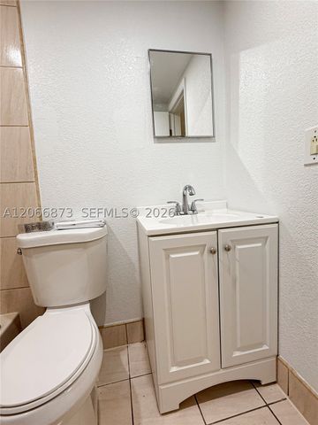 7110 Custer St 1, Hollywood, FL 33024
