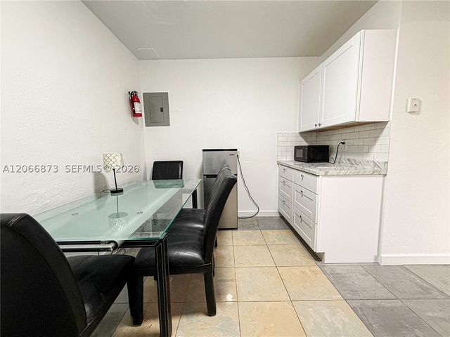 7110 Custer St 1, Hollywood, FL 33024