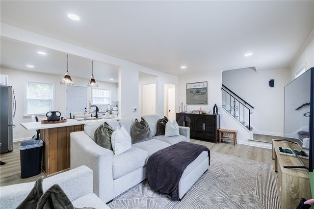 470 Blossom Road, Rochester, NY 14610