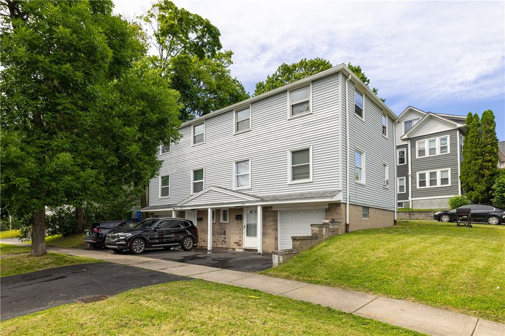 470 Blossom Road, Rochester, NY 14610