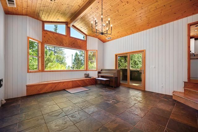 20220 Hummingbird Hill Rd, Colfax, CA 95713